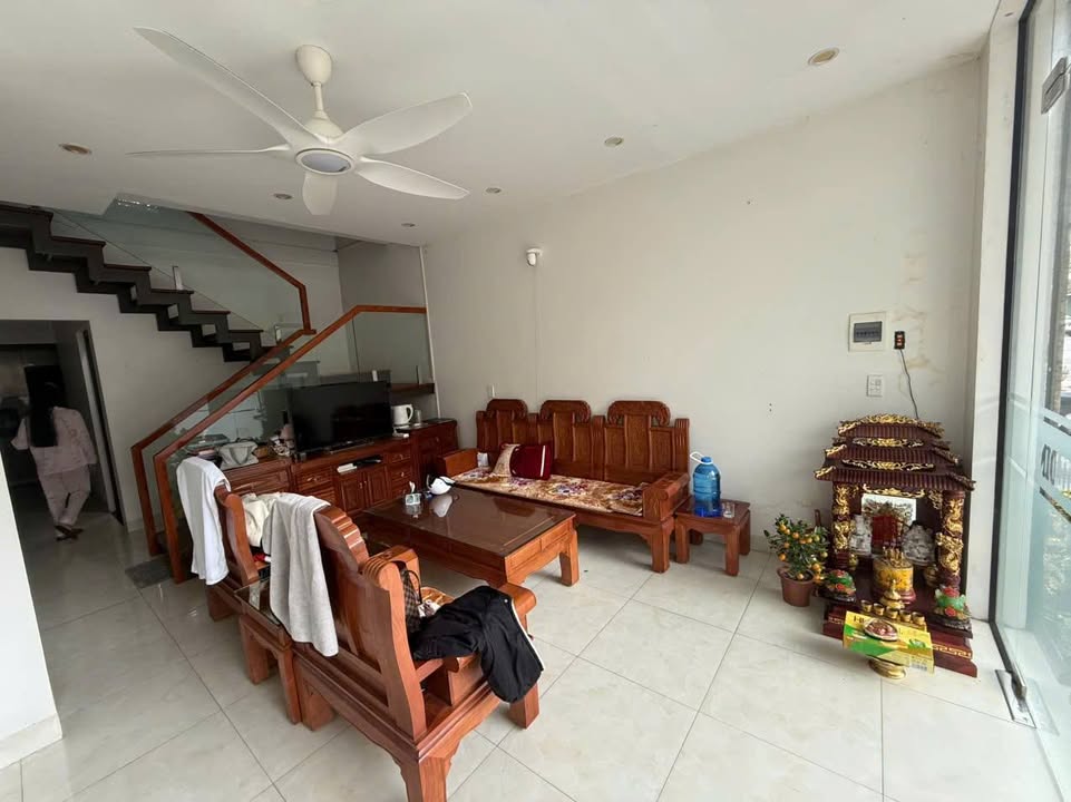 Nhà phố Khánh Yên 118m² - Mặt tiền kinh doanh, 3.9 tỷ