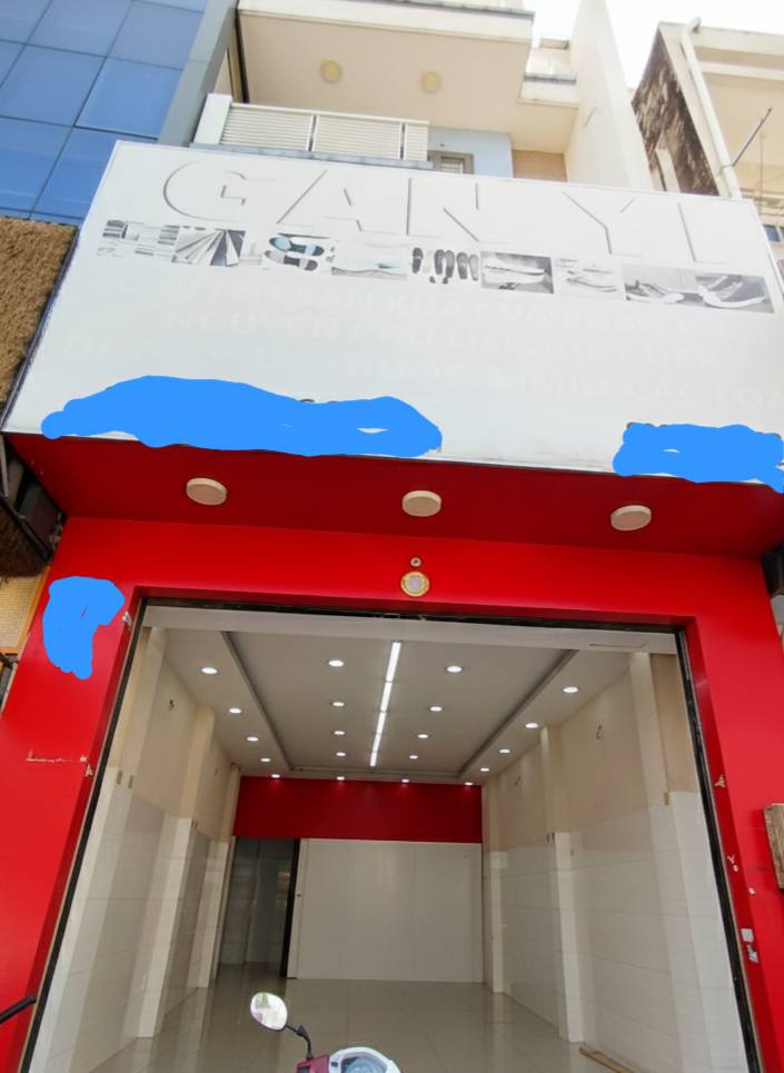 Nhà Mặt Tiền Kinh Doanh Lạc Long Quân, Tân Bình - 65m², 4 Tầng, Giá 23.7 Tỷ