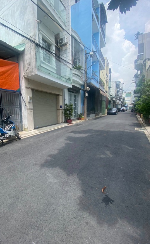 Nhà Riêng Thủ Đức 81m² chỉ 7.95 Tỷ - Sổ Hồng Sẵn, Ô Tô Vào Tận Nhà!