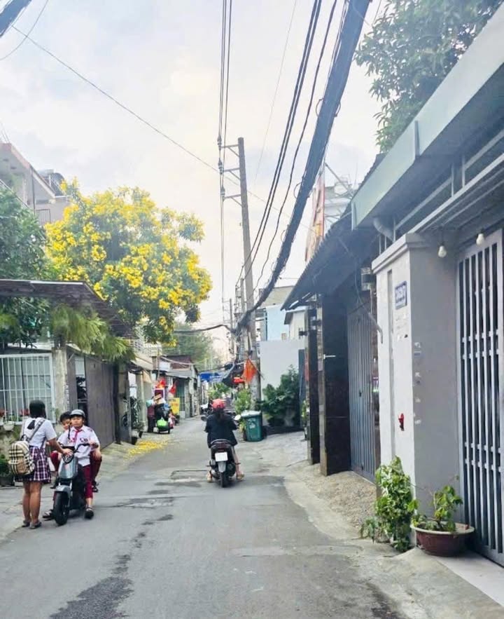 Bán nhà Gò Vấp 71m² giá 5.26 tỷ - Vị trí đẹp ngay sát Emart 2