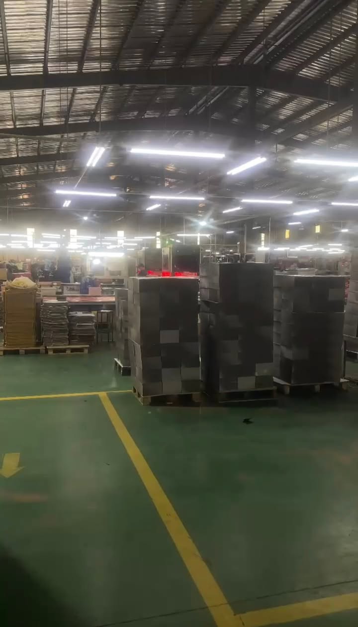 Cho thuê xưởng 2750m² Thuận An - Sẵn sàng hoạt động, container ra vào