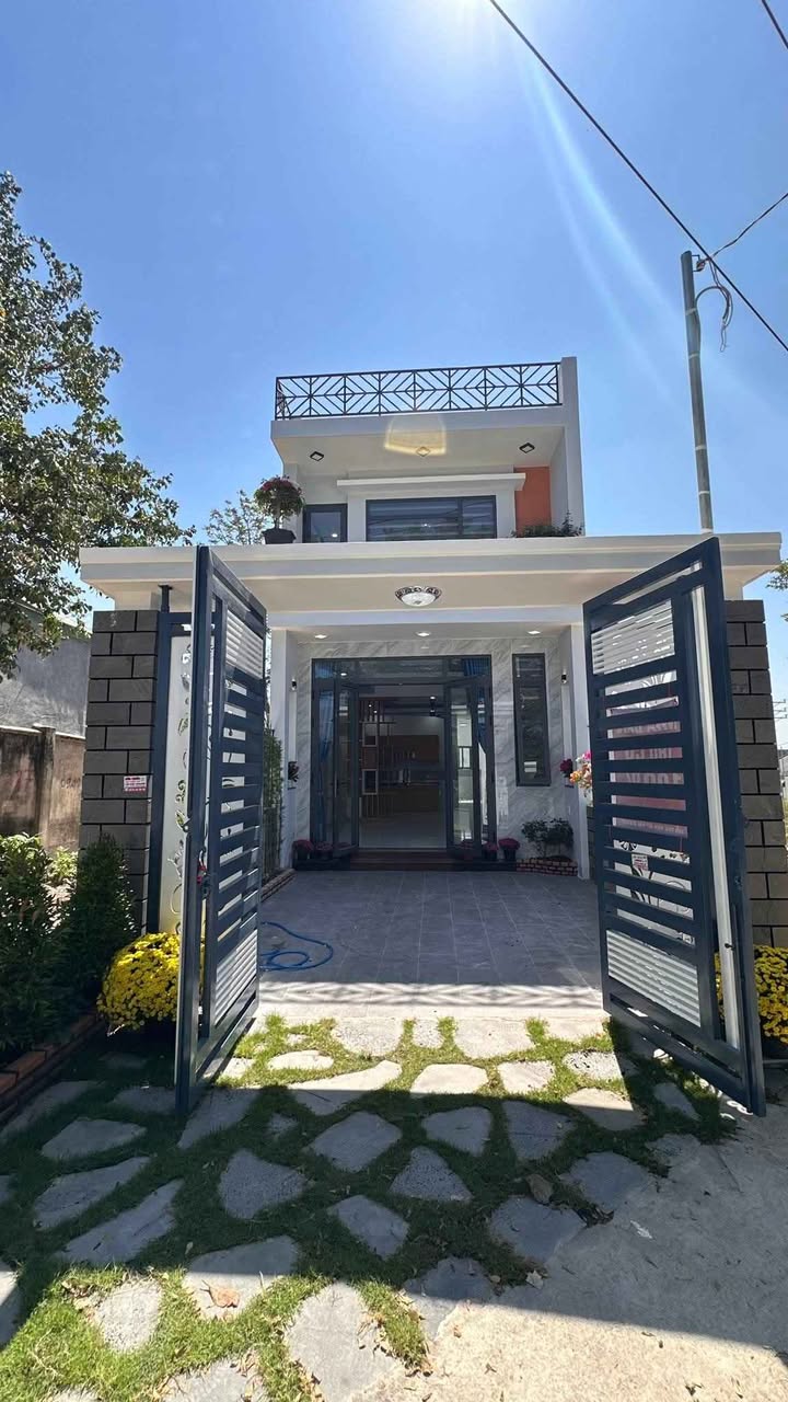 Nhà Mặt Tiền Kinh Doanh Trảng Dài, Biên Hòa - 110m² Sẵn Sàng Đón Tết