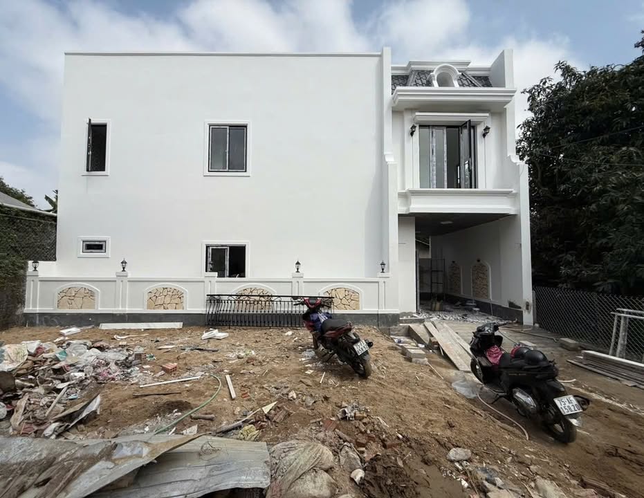 Nhà 2 Tầng Kiệt Ô Tô Đặng Văn Ngữ, Huế - 80m² Sổ Hồng, Giá 3.95 Tỷ