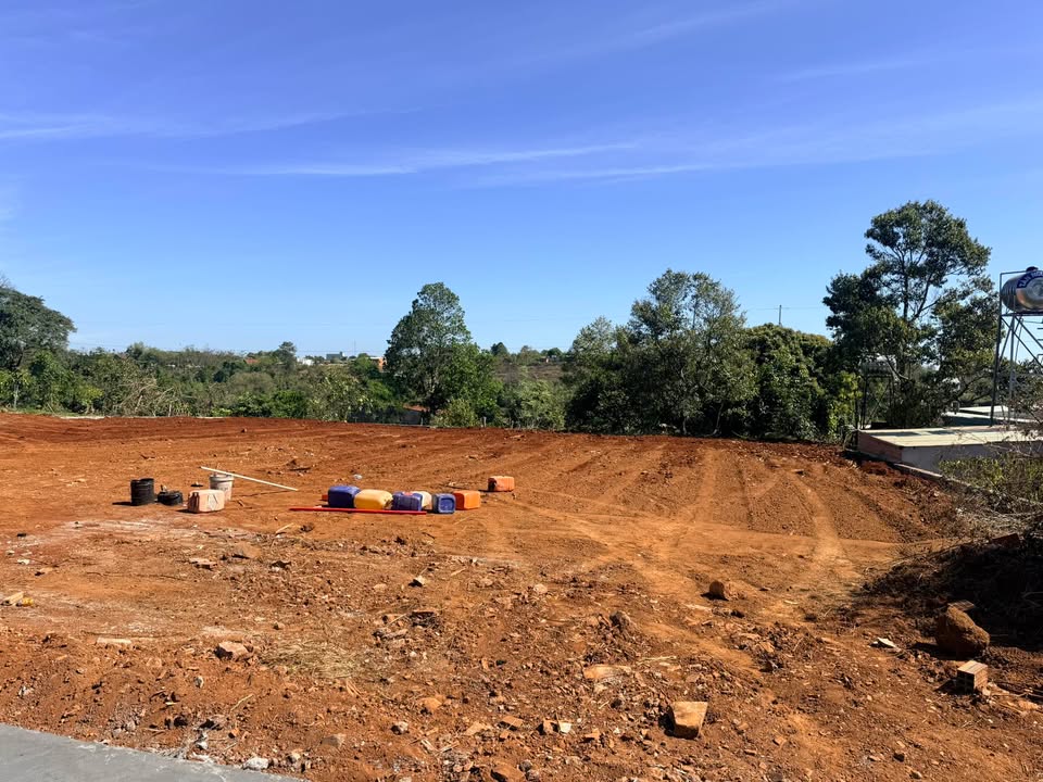 Bán Đất 150m² Phường Thanh Bình, Pleiku - 700 Triệu, Sổ Đỏ, Gần Trung Tâm