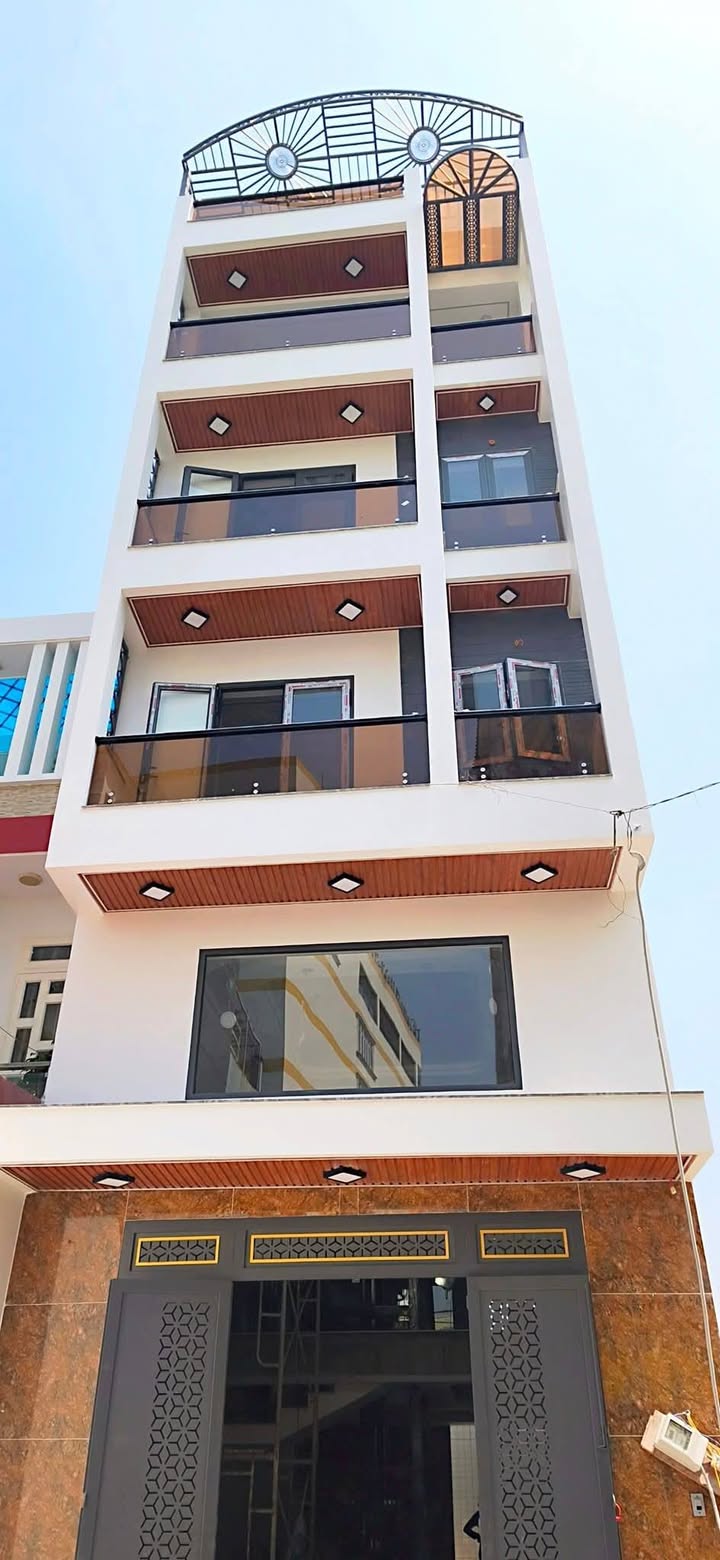 Nhà phố Lê Thị Riêng Q12 95m² 9.05 tỷ - Ô tô vào tận nhà!