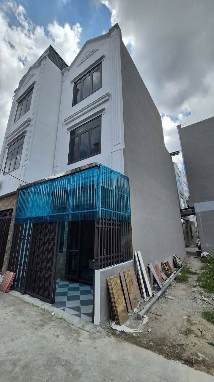 Nhà 3 Tầng 50m² Hướng Nam - Vị Trí Trung Tâm Hải Dương - Giá 2 Tỷ Tốt
