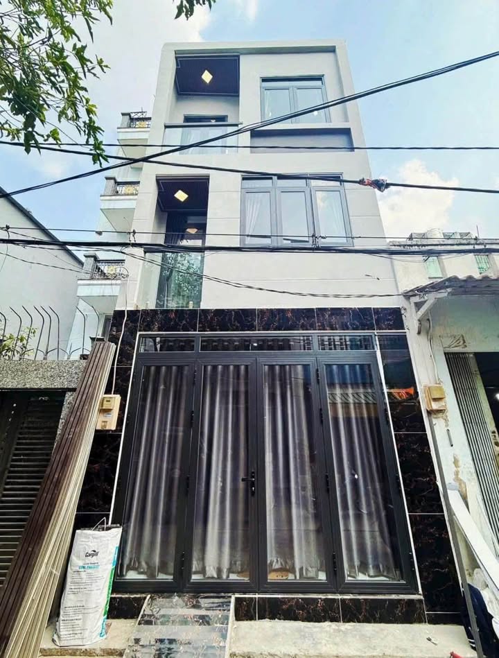 Nhà 4x8m 2 lầu, 4PN, Sổ hồng, Kế Aeon Mall Tân Phú - Giá 3.95 Tỷ