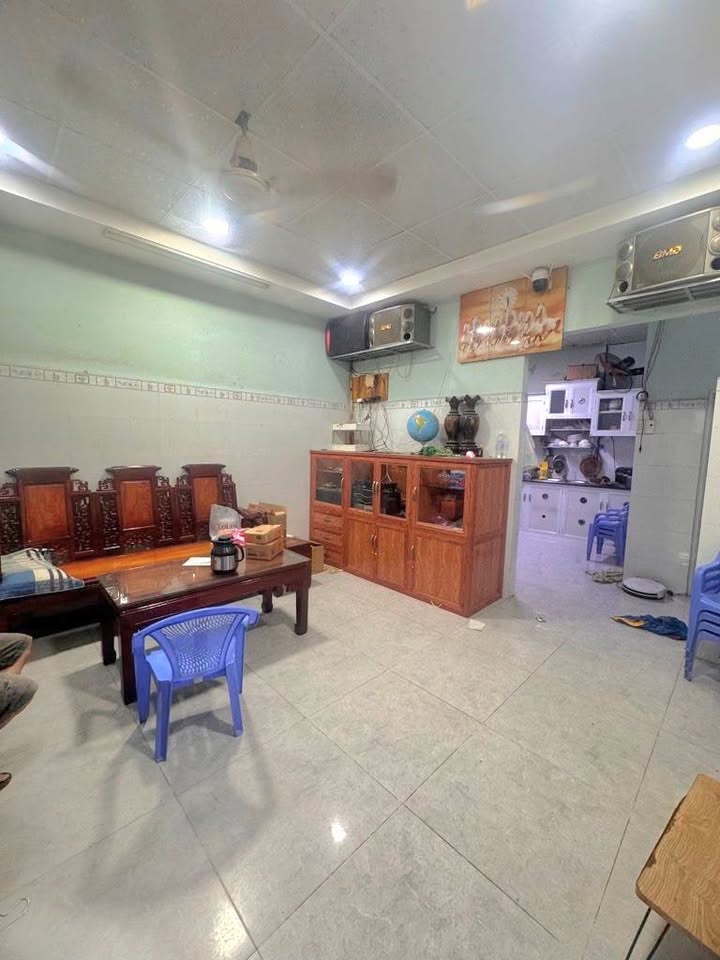 Nhà mặt tiền Thủ Đức 66m² giá 4.6 tỷ - Mặt tiền kinh doanh!