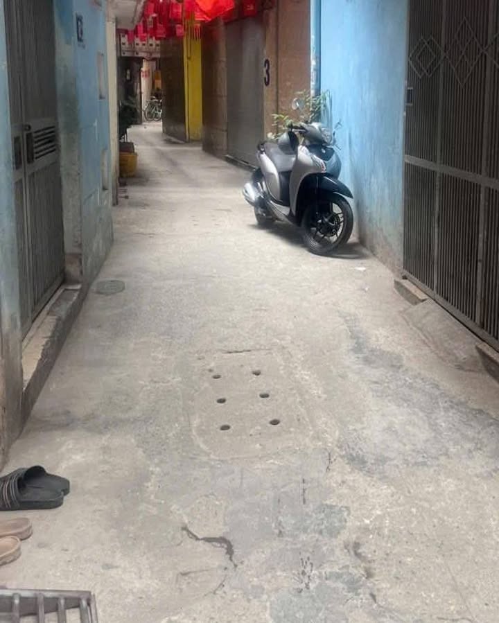 Nhà riêng Yên Hòa 43m² - 11.7 tỷ, vị trí đẹp hiếm có!