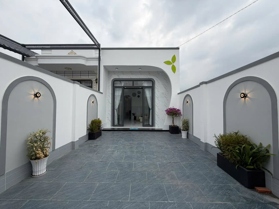 Nhà cấp 4 Hòa Thành 128m² giá 1.85 tỷ - Vị trí đẹp, nở hậu tài lộc