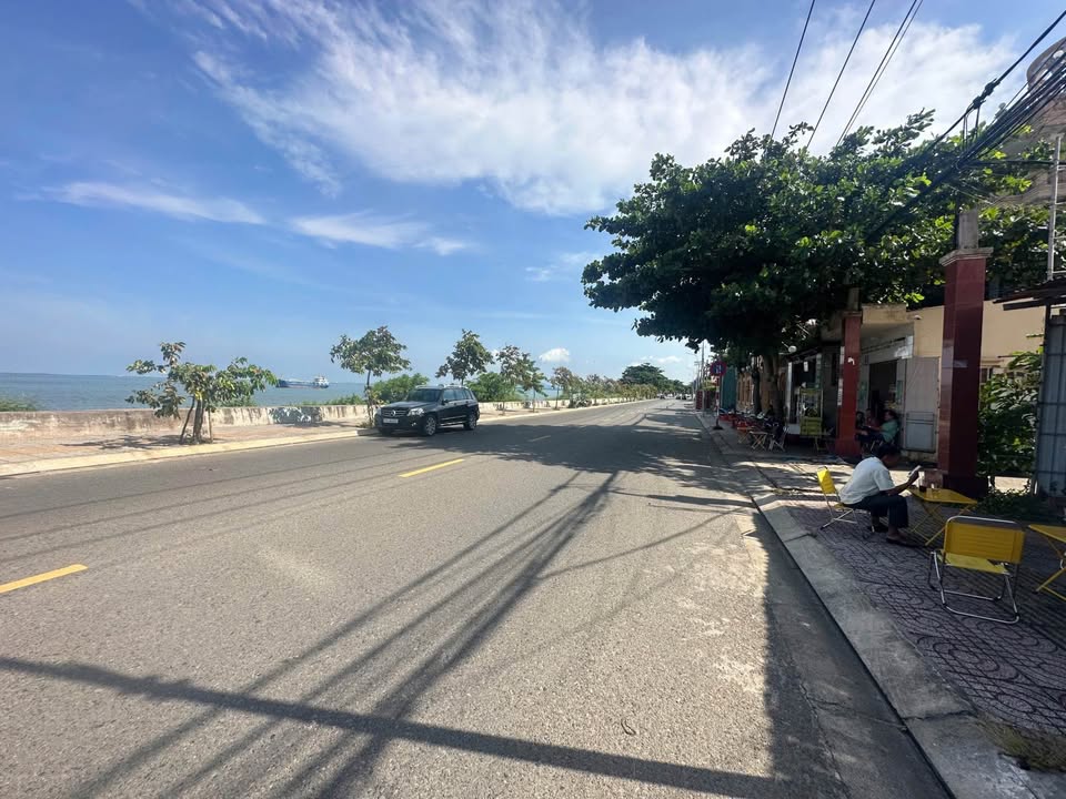 Nhà Mặt Tiền 228 Trần Phú, Vũng Tàu - 111m² Thổ Cư, Kinh Doanh Đắc Lợi