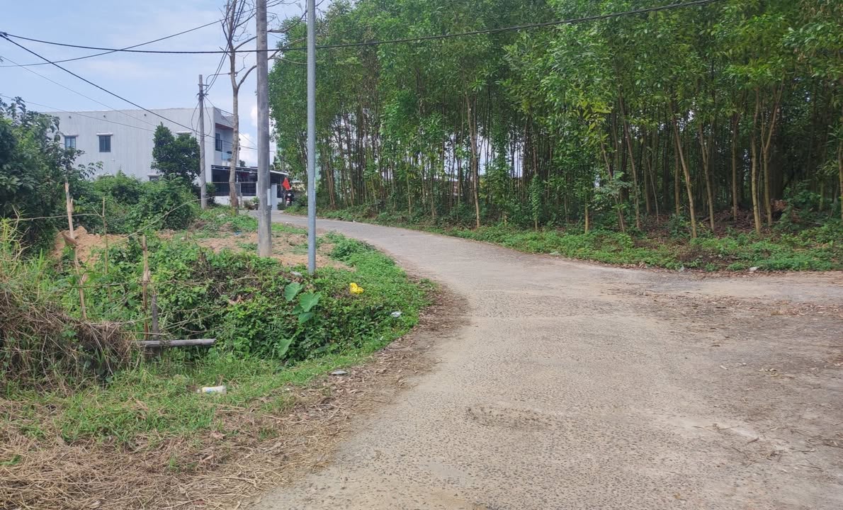 Bán Đất Lô Góc Hòa Khương 780m² - Giá 900 Triệu, Ô Tô Vào Tận Nơi