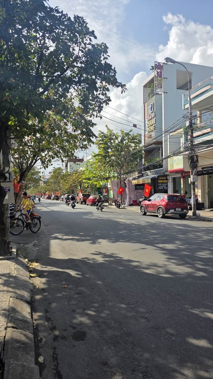 Nhà Mặt Tiền Trần Cao Vân 130m² - Kinh Doanh Sầm Uất, Dòng Tiền 15 Triệu/Tháng