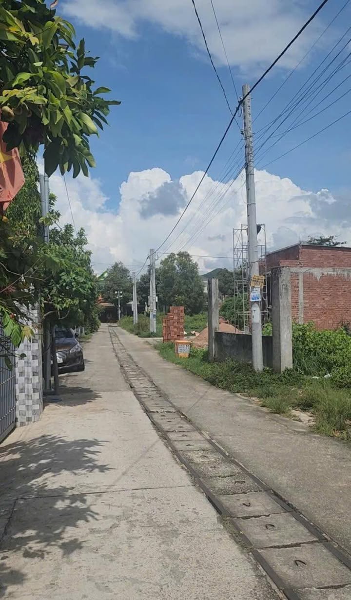 Đất Vườn Long Hải 500m² 3.75 Tỷ - Nghỉ dưỡng lý tưởng!