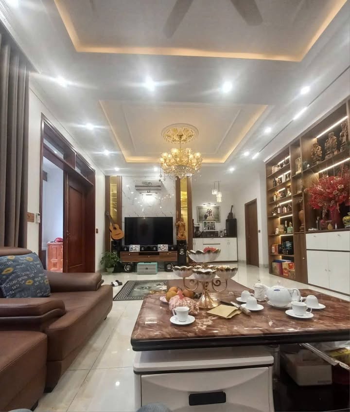Biệt thự 1000m² Hoàng Văn Thụ, TP Thái Nguyên - 6PN, Sổ hồng 30 tỷ