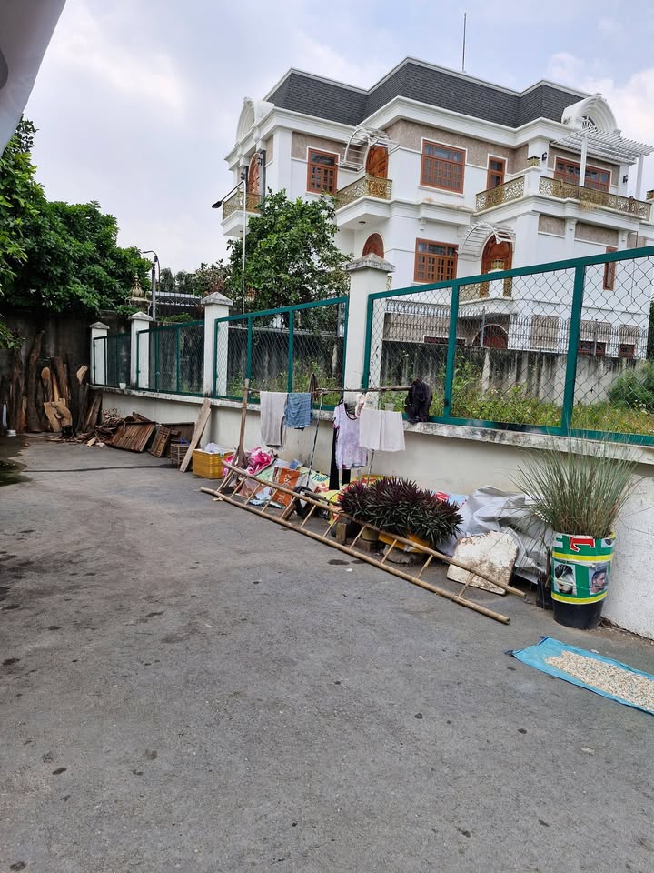 Đất Nền Thủ Đức 280m² - Hẻm Xe Tải, Sổ Hồng Riêng - Giá 13.2 Tỷ