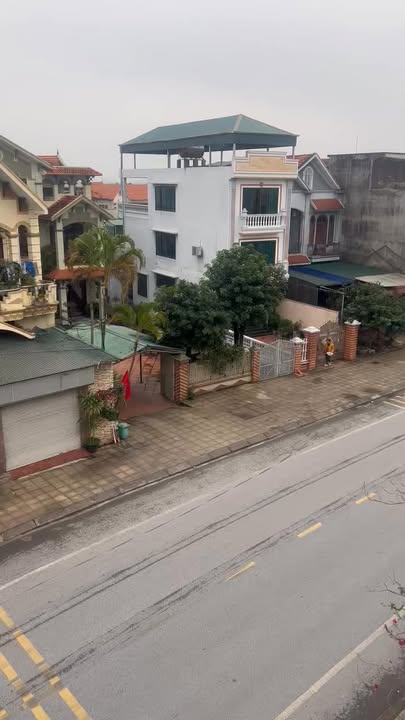 Nhà Phố 2 Mặt Tiền QL 279, Trới 68m² - Mặt Tiền Kinh Doanh Hiệu Quả!