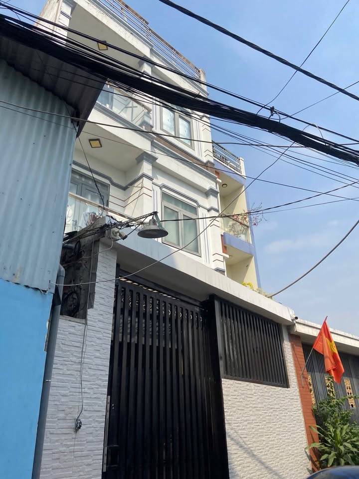 Nhà riêng Nguyễn Văn Quỳ, Q7 105m² 8 tỷ - Sổ hồng sẵn, công chứng ngay!