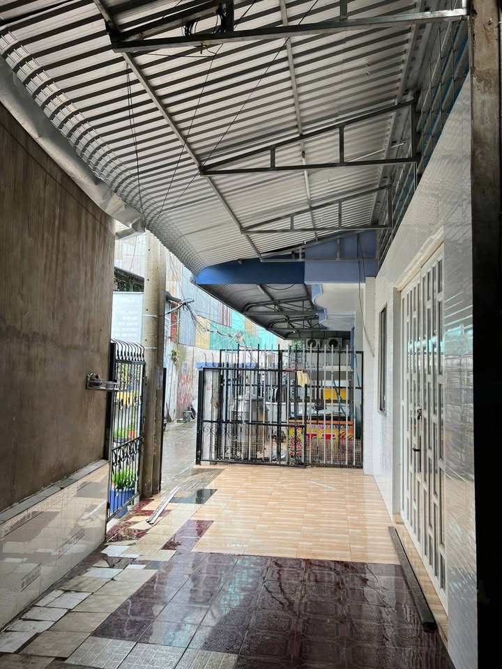 Nhà riêng hẻm Trần Hưng Đạo, Long Xuyên - Chỉ từ 2.5 triệu/tháng, giá tốt!