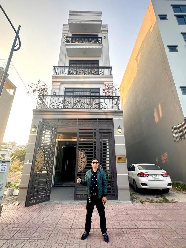 Nhà phố Cao Thắng Hạ Long 72m² giá 6 tỷ - Ô tô vào tận nhà