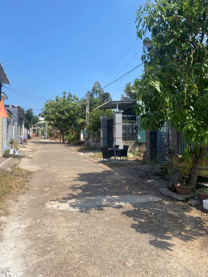 Đất Nền Đồng Phú, Bình Phước - 187.5m² Sổ Hồng Thổ Cư, Giá 1.2 Tỷ