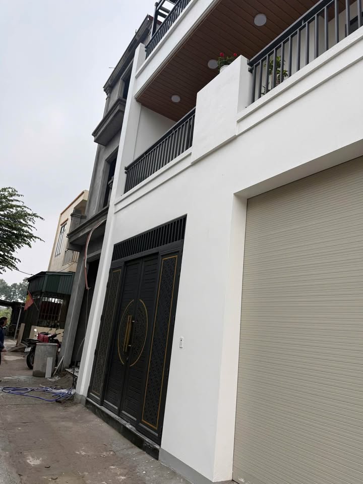 Nhà 3 Tầng Xây Thô Vân Dương, Yên Dũng 55m² - Ngõ Ô Tô, Giá Chỉ 3 Tỷ