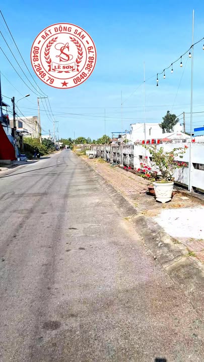 Bán Nền Đất 80m² Khu Đô Thị Chợ Sao Mai, An Giang - Giá 1.6 Tỷ