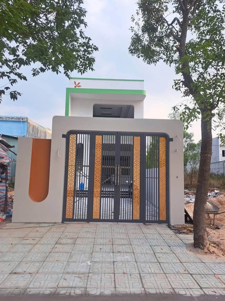 Nhà gác lửng Mỹ Phước 4 Bến Cát 150m² 2.4 tỷ - Sẵn sàng ở ngay!