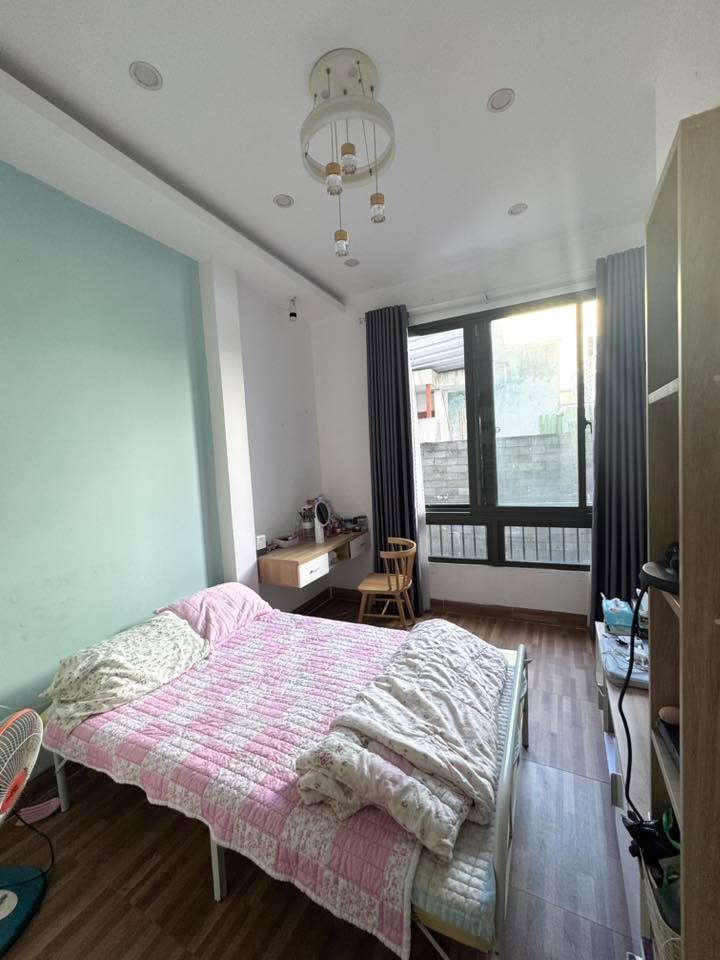 Cho thuê phòng lầu 2 nhà nguyên căn, 3.1 triệu/tháng, trung tâm Đà Nẵng