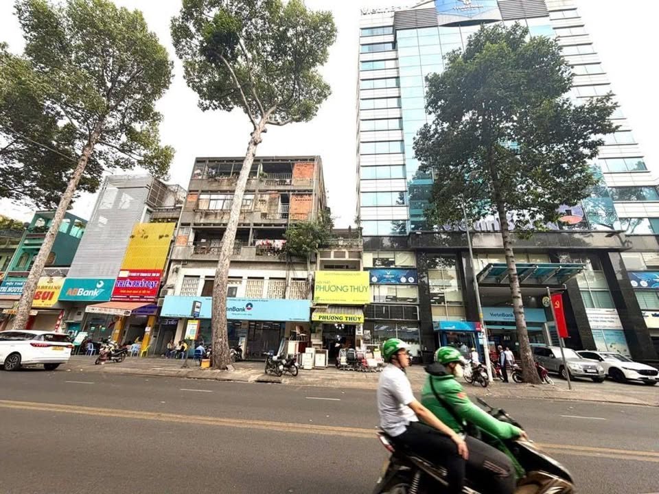 Nhà phố Ngô Gia Tự Quận 10 115m² - Mặt tiền kinh doanh đắc địa!