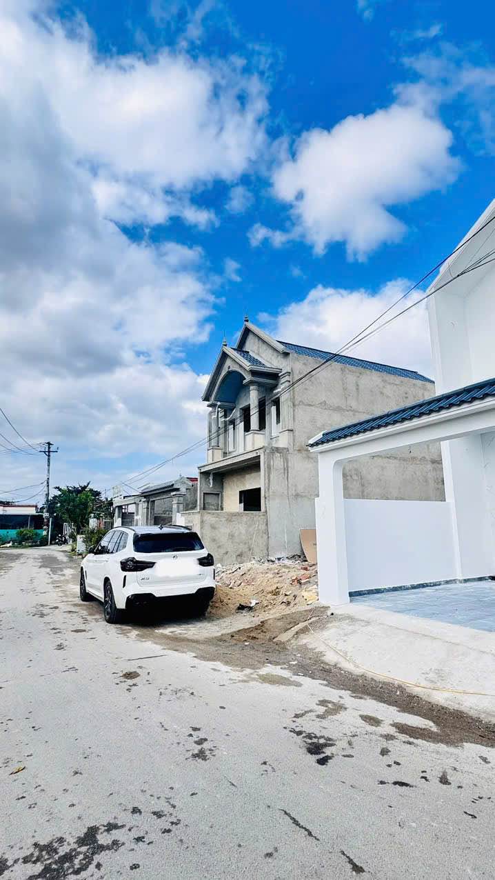 Bán Nhà Mặt Tiền Ninh Hòa 80m² - 3PN, Kinh Doanh Tốt, Giá 2.39 Tỷ