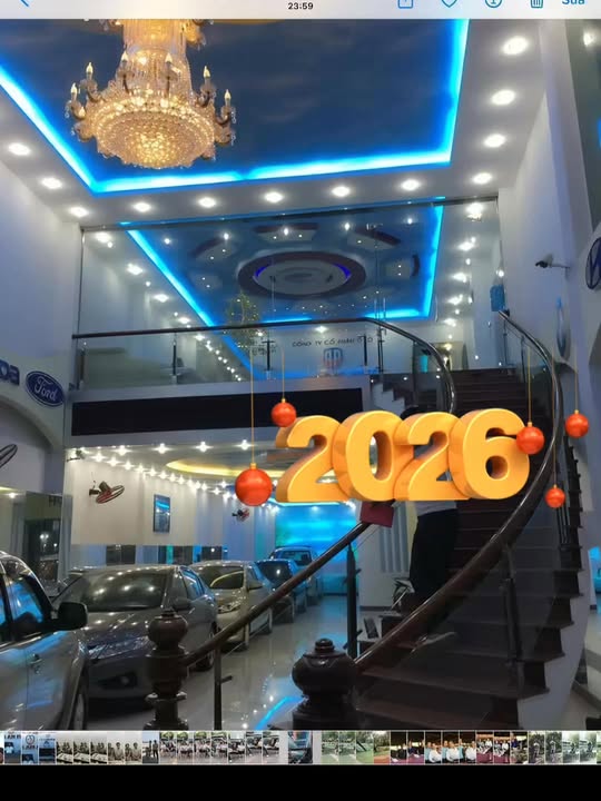 Nhà Phố Nguyễn Huệ Tuy Hòa 210m² - Mặt Tiền Kinh Doanh Đắc Địa!