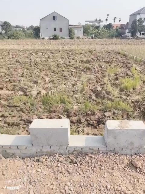 Đất nền 100m² Định Mông, Bắc Ninh - Sẵn sàng xây nhà, kinh doanh tốt!