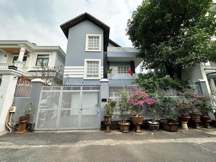 Biệt Thự Trần Não, Quận 2 213m² – Vị Trí Đẹp, Giá Tốt Hiếm Có!