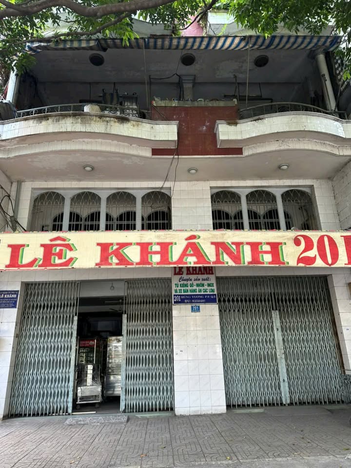 Nhà Mặt Tiền 201 Hùng Vương, Q5 - 171m², 2 Mặt Tiền, Giá Tốt