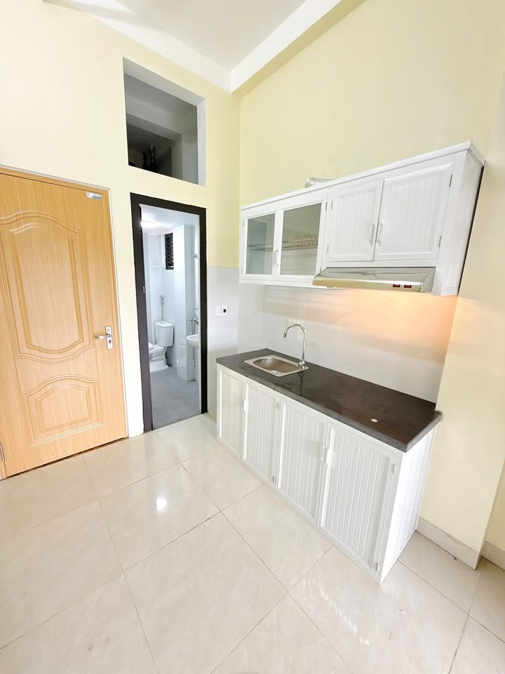 Cho thuê phòng trọ Tây Mỗ 25m² giá 3.2 triệu - Ban công thoáng rộng!