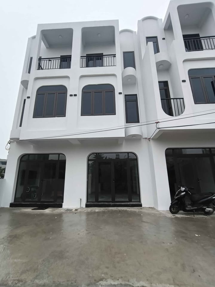 Nhà 3 Tầng Hoàn Thiện 60m² - 2.9 Tỷ - Gần Trường Lam Sơn, TP Thanh Hóa