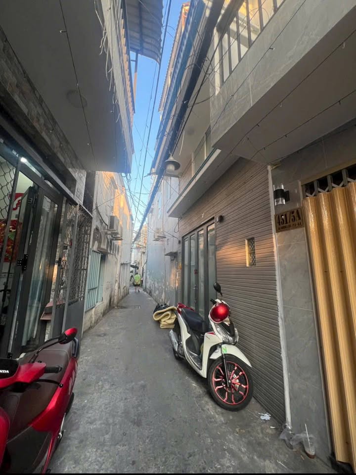 Nhà Hẻm Xe Ba Gác 451 Phạm Thế Hiển, Q8 - 2.18 Tỷ, Sổ Hồng Riêng