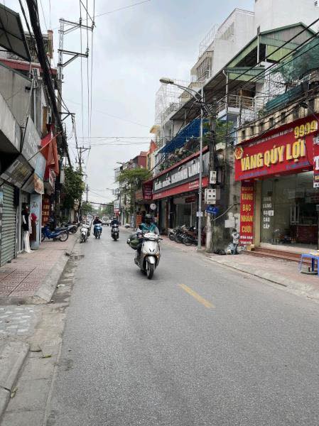 Đất nền Thạch Bàn 80m² - 12 tỷ, Tiềm năng tăng giá vượt trội!