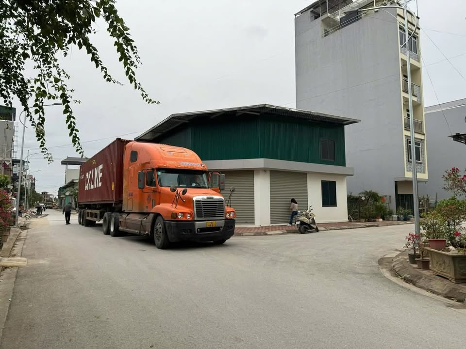 Kho mới 100m² Yên Lũng An Khánh giá 10 triệu – Hoạt động ngay!