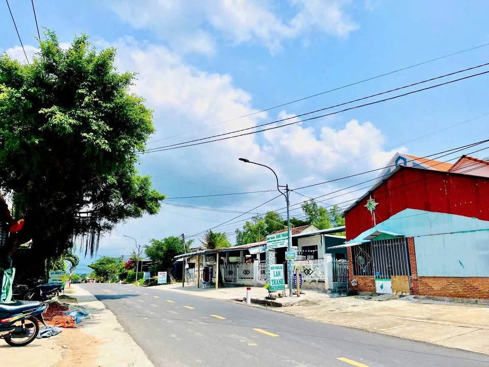 Nhà mặt tiền Tỉnh lộ 7 Ninh Hòa 249m² giá 1.2 tỷ - Kinh doanh ngay!