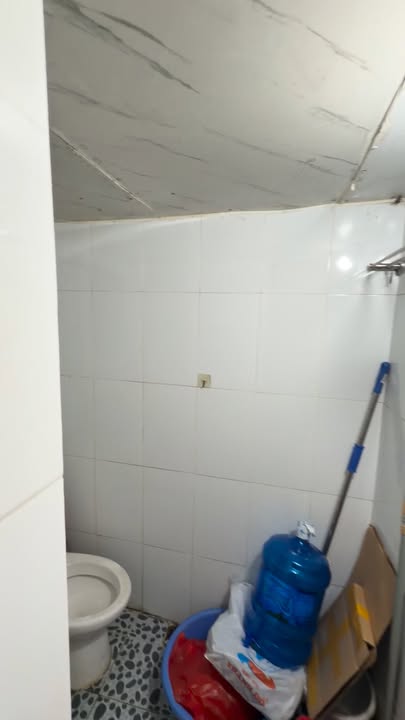 Bán nhà tập thể Trại Găng 18m² - Full nội thất, ô tô đỗ cửa - 1.18 tỷ