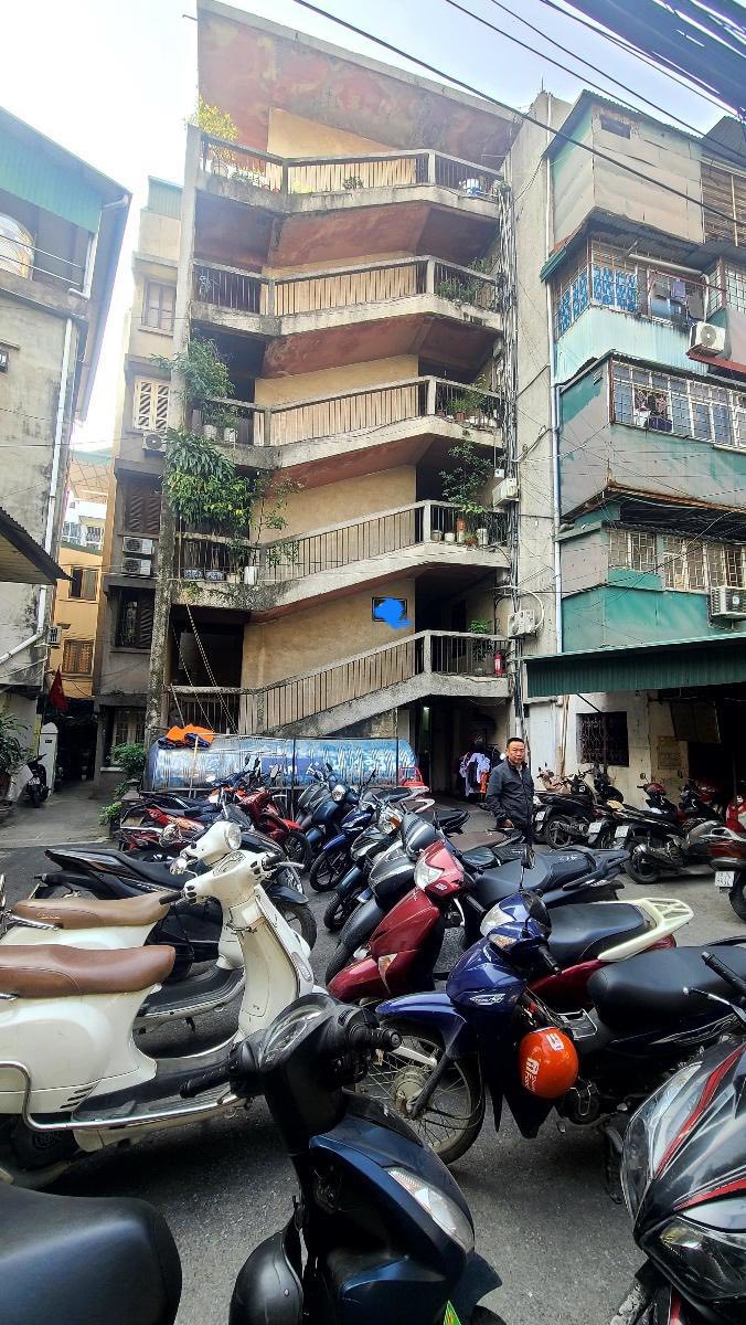 Bán gấp nhà Tập thể Ngọc Hà, Ba Đình 60m² - Ô tô đỗ cửa, dân trí cao