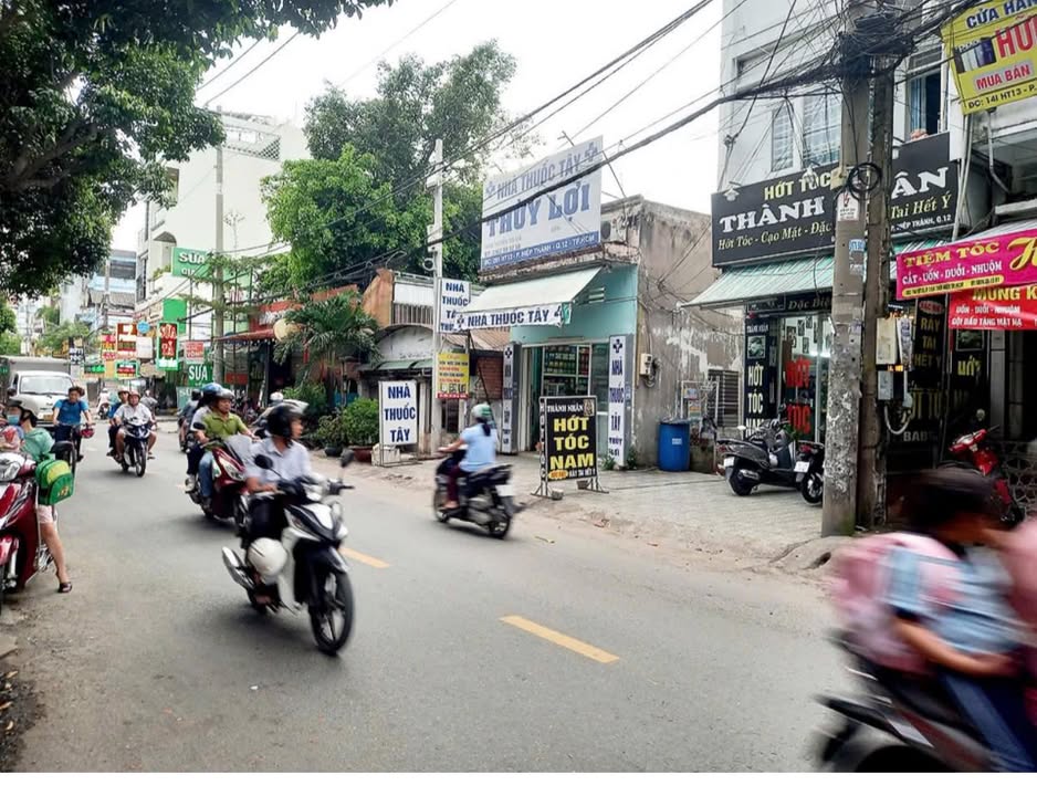 Nhà Mặt Tiền HT13 Q12 (125m²) - Kinh Doanh Sầm Uất, Dòng Tiền 20 Triệu/Tháng