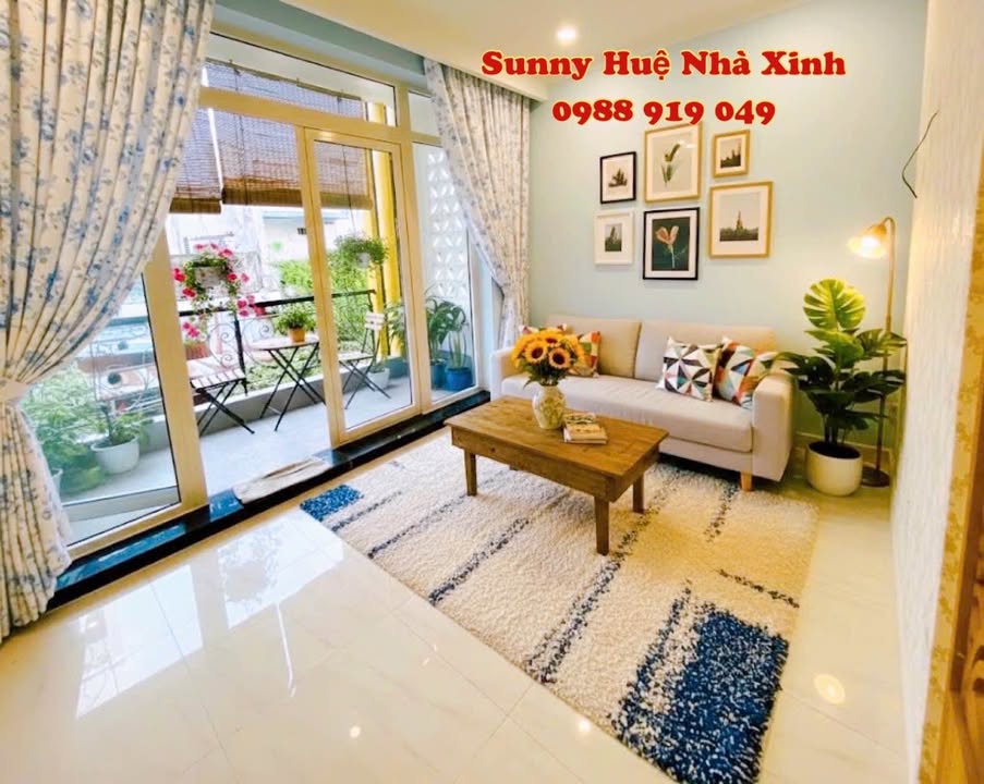Bán nhà Quận 3 hẻm ô tô tránh 65m² - Vị trí vàng, ở ngay!