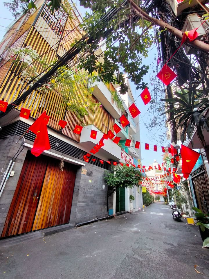 Nhà Mặt Tiền Quận 3 190m² (5 Tầng) Giá 23.5 Tỷ - Vị Trí Vàng