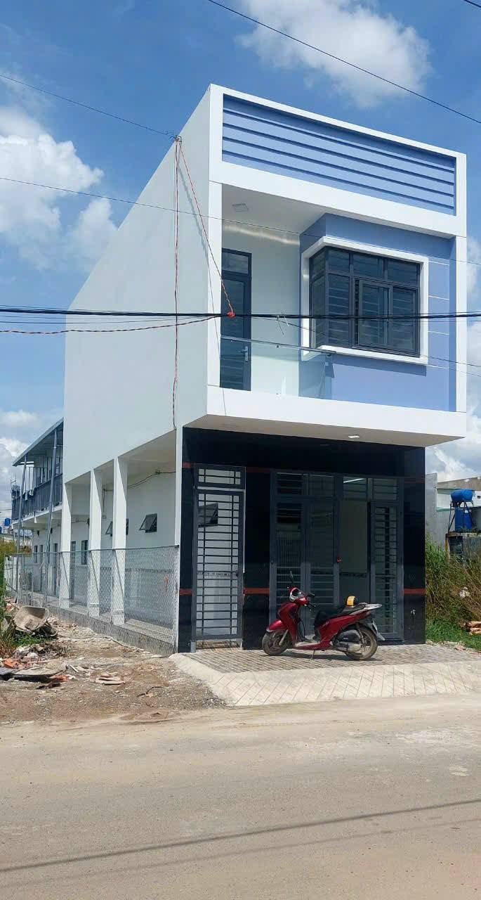 Nhà Lầu + Dãy Trọ Tân Phú, Đức Hòa - 125m² - Giá 2.9 Tỷ