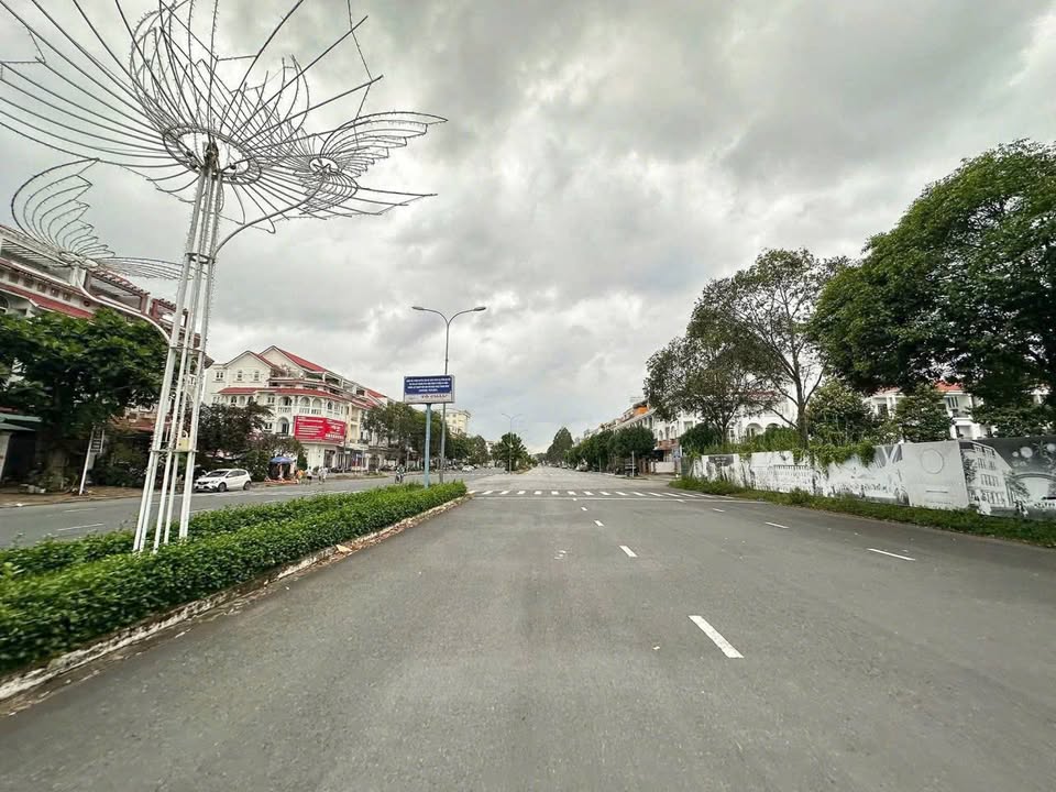 Nhà Mặt Tiền Lý Thái Tổ Cần Thơ - 90m² Kinh Doanh Đa Ngành Giá 15 Triệu