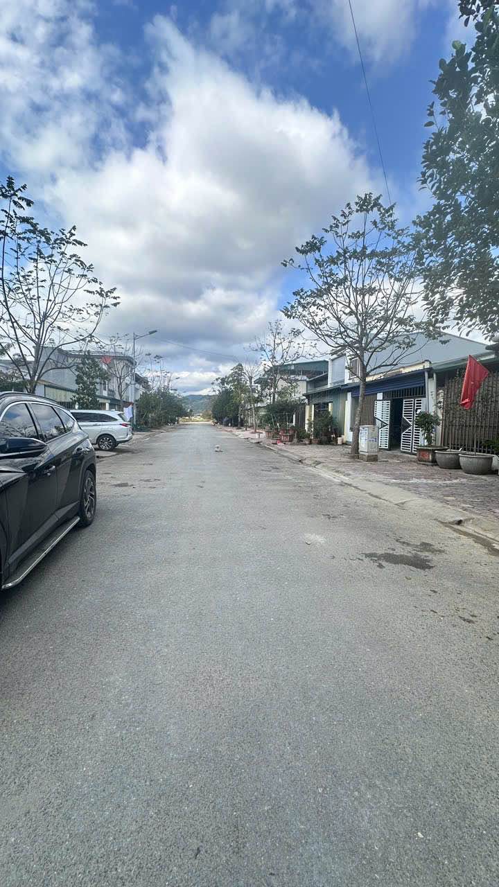 Đất nền TĐC Vạn Hòa 2, Lào Cai - 138m² Hướng Tây, Giá 2.25 tỷ - Lô đẹp hiếm hoi