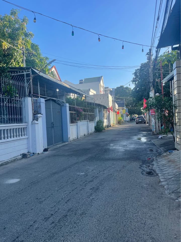 Mặt Tiền Dương Văn Nga Thủ Đức 100m² - Giá Đầu Tư 4 Tỷ